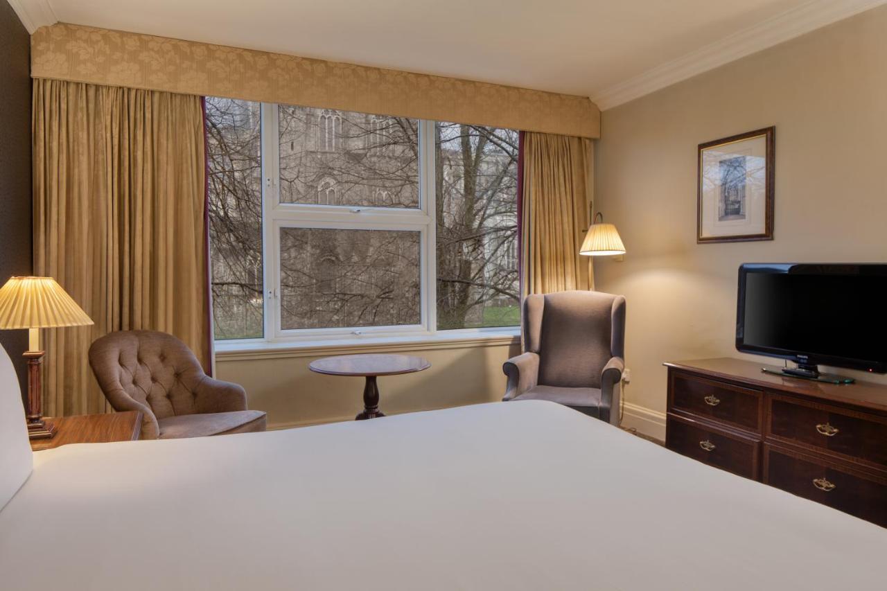 Mercure Winchester Wessex Hotel Bagian luar foto